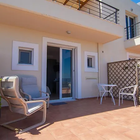 Bed & Breakfast Dio Petres Kroustas