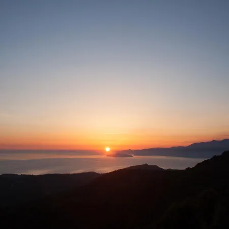 Dio Petres Oda ve Kahvaltı